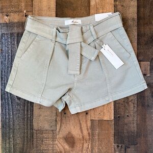 🆕 KanCan Green Belted Shorts - Size 7/27